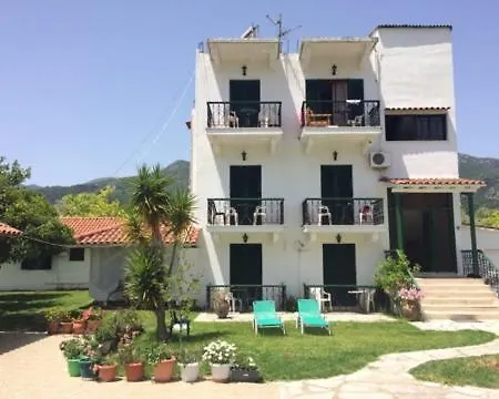Hostel Studio Apostolis